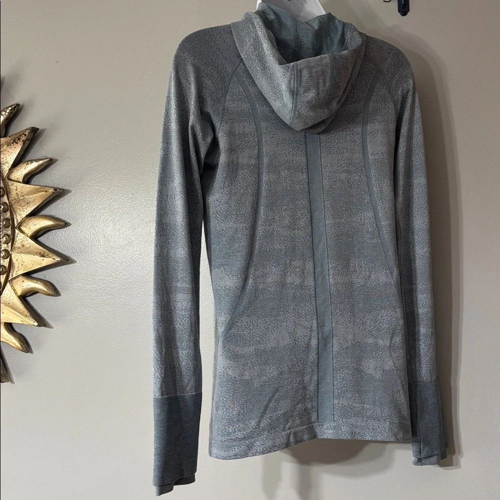 Lululemon Swiftly Speed Hooded 1/2 Zip - Aqua Smoke